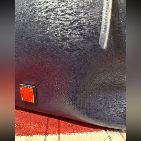 Dooney & Bourke Leather Saffiano Large Zip Satchel - Picture 2 of 8